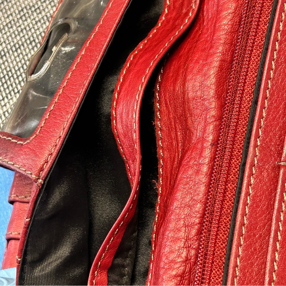 Tignanello Womens Accordion Wallet Purse Genuine Leather Snap Button Closure Red - Picture 10 of 17